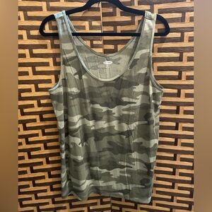 OLD NAVY green camo tank top women’s xxl